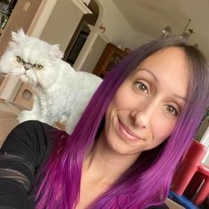 Meet your Posher, Catherine